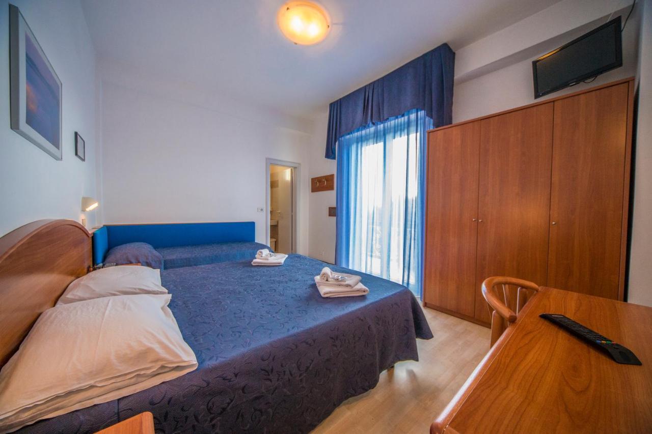 Ciccio Hotel Misano Adriatico Ngoại thất bức ảnh