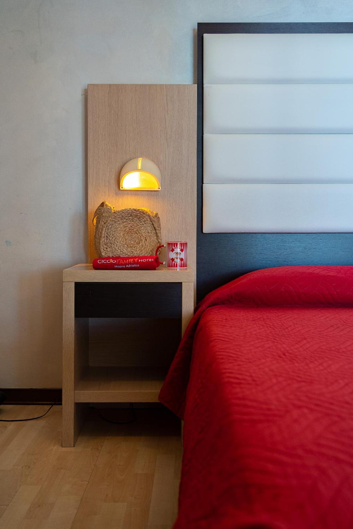 Ciccio Hotel Misano Adriatico Ngoại thất bức ảnh