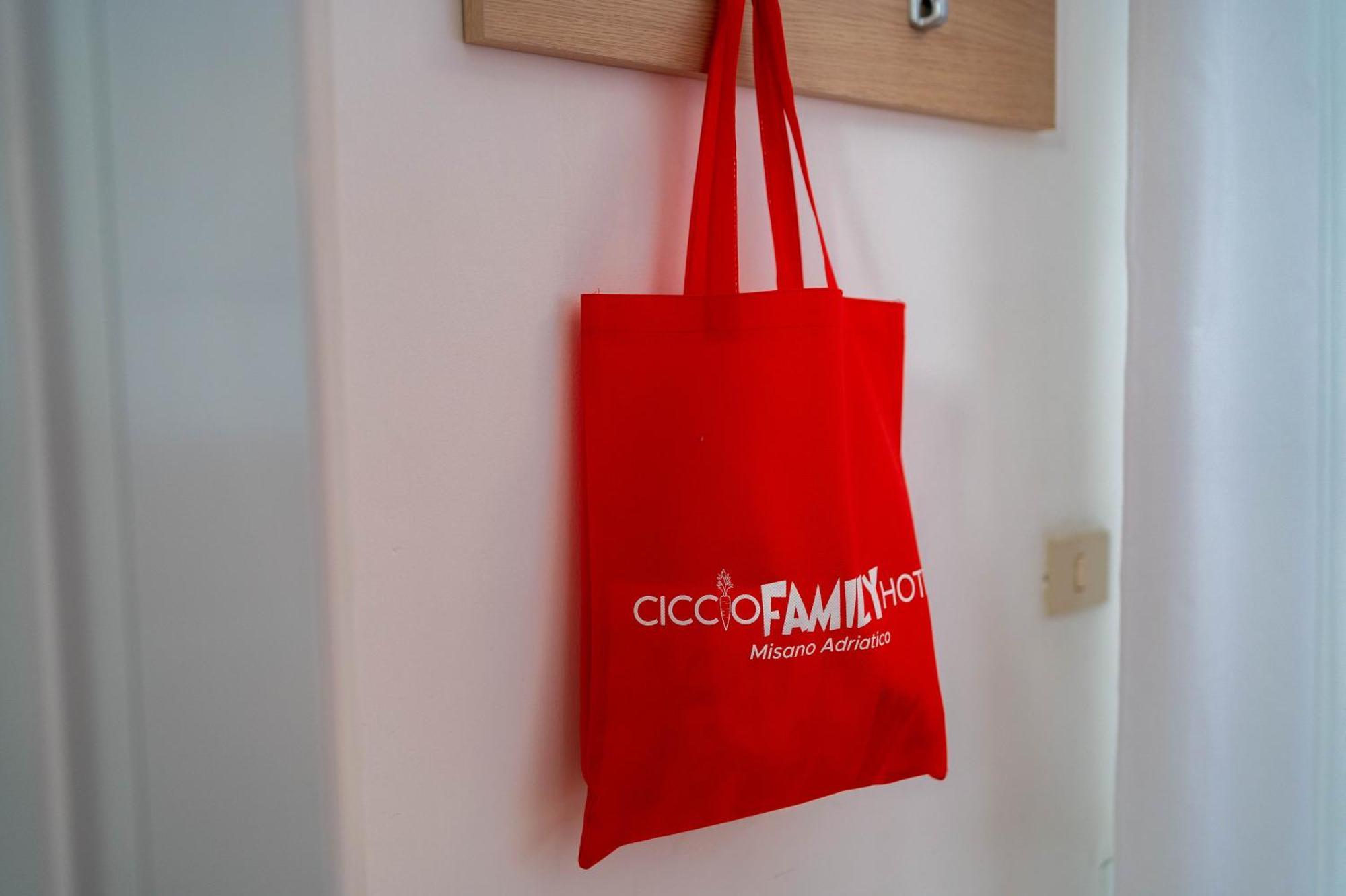 Ciccio Hotel Misano Adriatico Ngoại thất bức ảnh