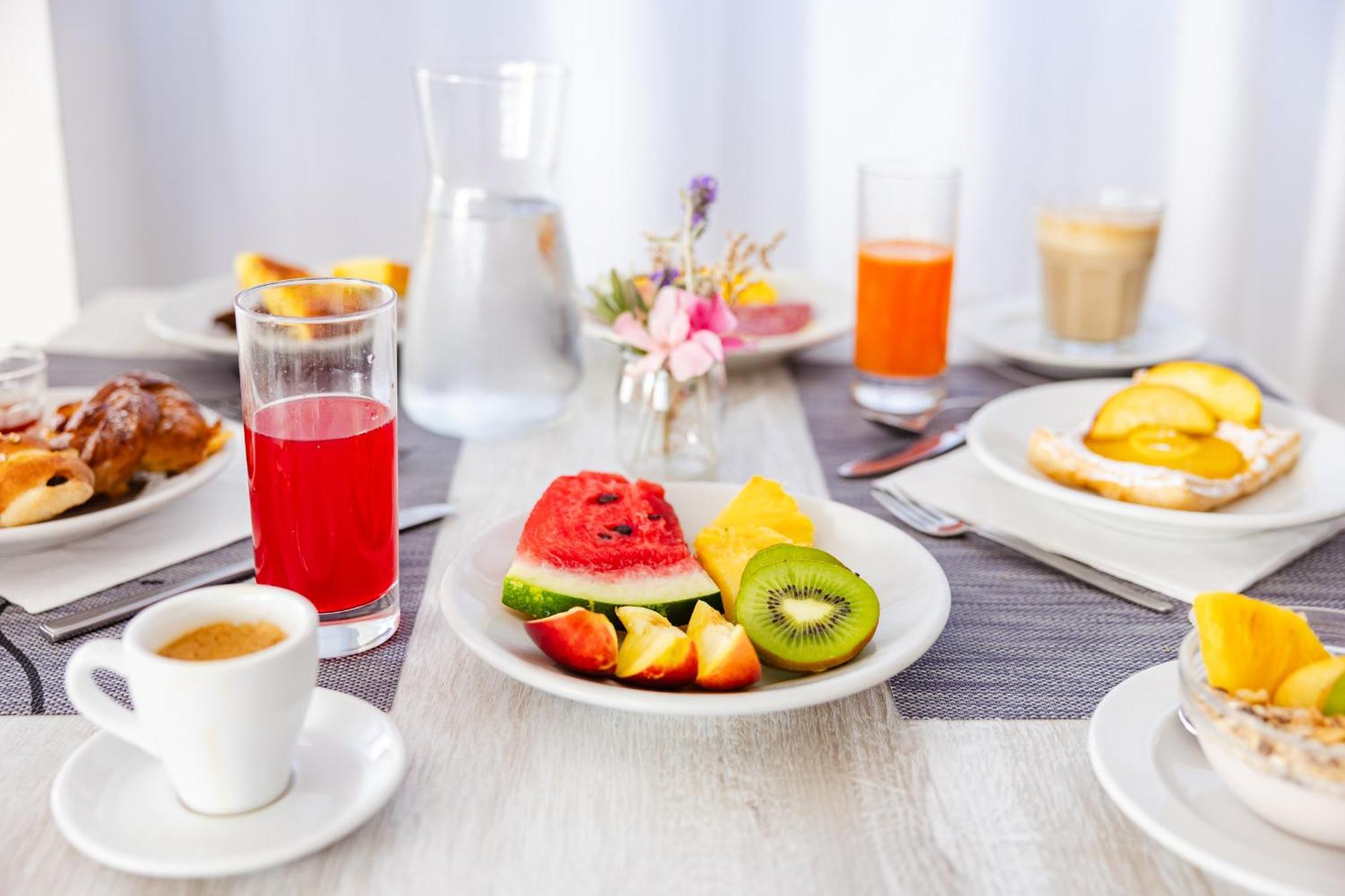 Ciccio Hotel Misano Adriatico Ngoại thất bức ảnh