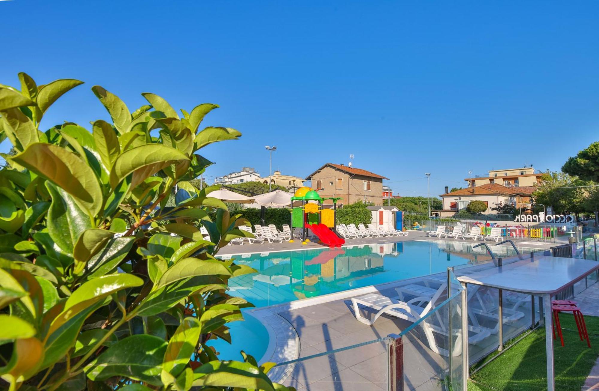 Ciccio Hotel Misano Adriatico Ngoại thất bức ảnh